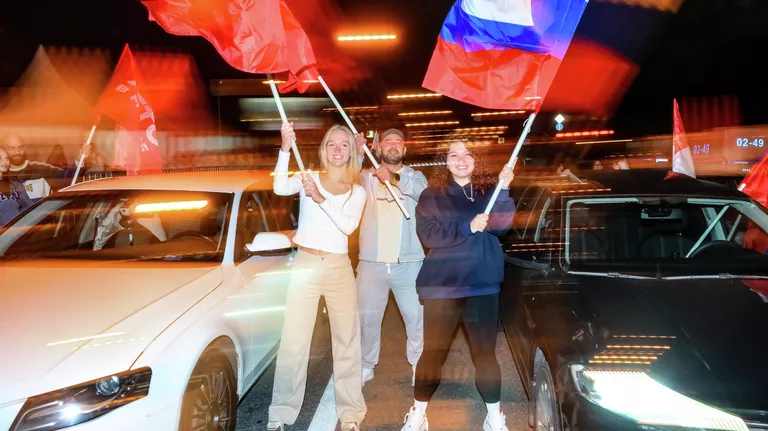 Опрос показал, что россияне считают главными ценностями - Вечерний Барнаул, 03.11.2025