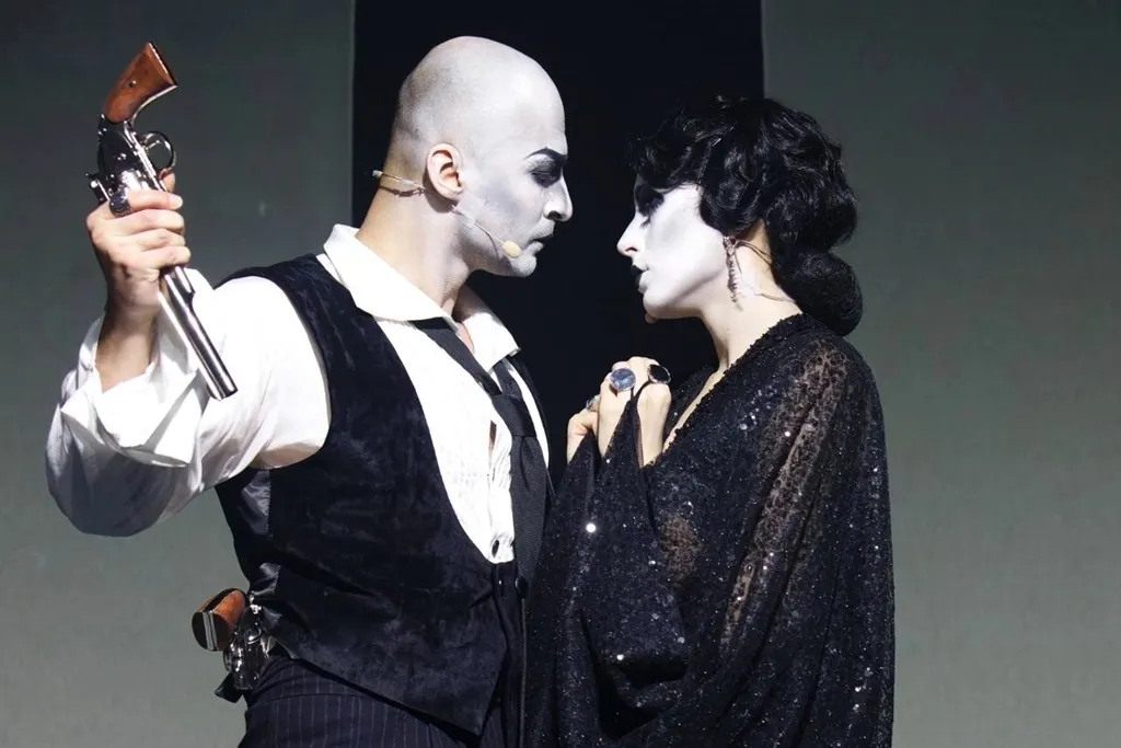 Сердечные дела: Санкт-Петербургский ТЮЗ покажет в Барнауле водевиль в стилистике немого кино - Вечерний Барнаул, 07.11.2025