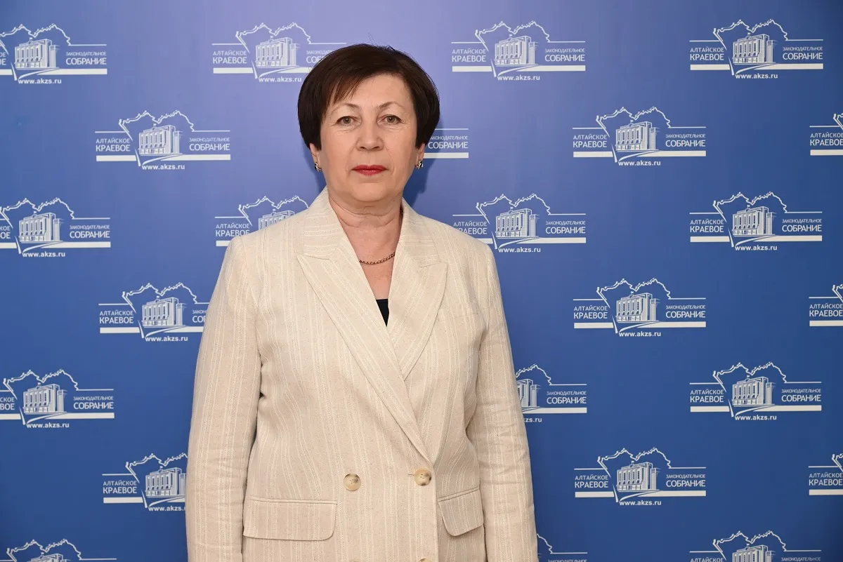 Галина Буевич поздравила жителей Барнаула с Днём защитника Отечества - Вечерний Барнаул, 23.02.2026