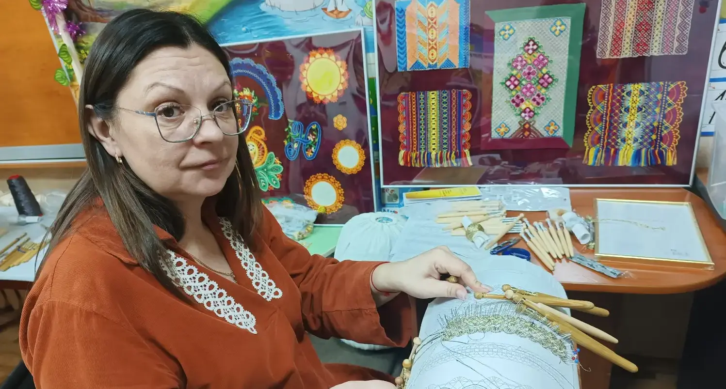 Ажурные мотивы: в музее Барнаула открылась выставка работ необычного мастера - Вечерний Барнаул, 11.07.2026
