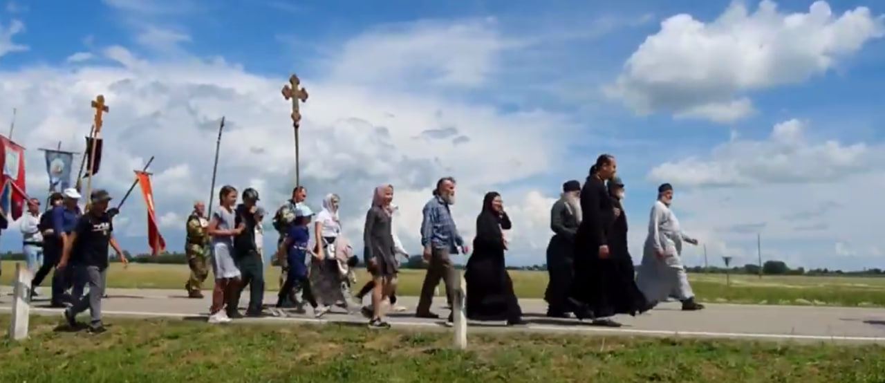 Водителей предупреждают, что сегодня в Барнауле начнётся Крестный ход - Вечерний Барнаул, 29.06.2025