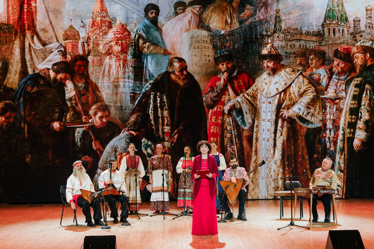 Барнаул первым в Сибири принял участие во всероссийской акции «Русские чтения» - Вечерний Барнаул, 15.11.2025