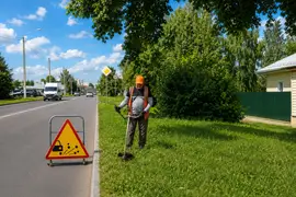 Уборка грунтового наноса и покос травы: какие работы дорожники выполняют сегодня на территории Барнаула - Вечерний Барнаул, 09.07.2026