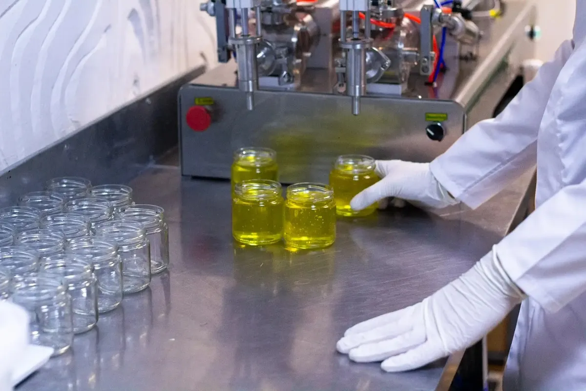 Космическая корзина Алтайского края: рассказываем, используют ли мёд на орбите - Вечерний Барнаул, 06.04.2026